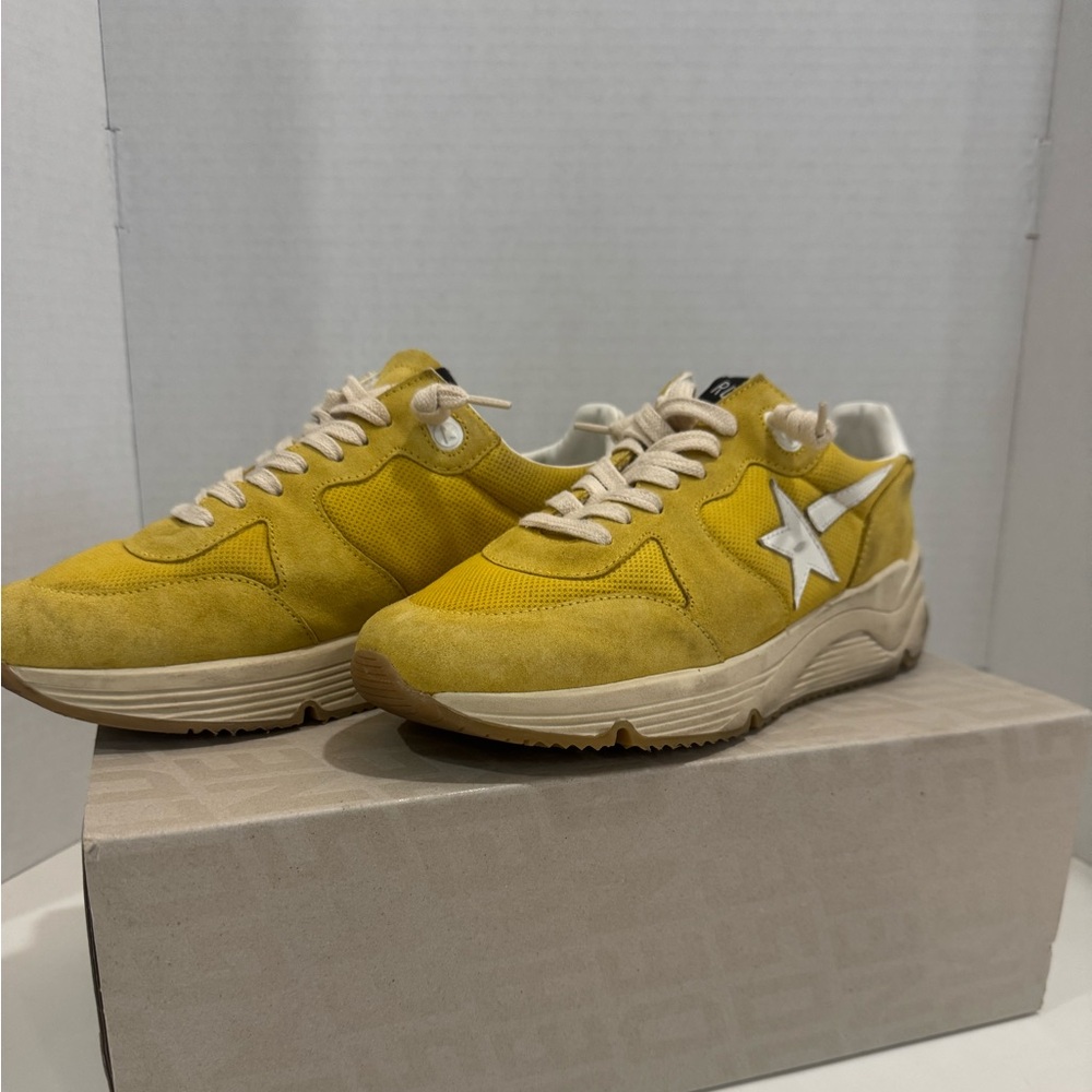 Golden Goose Yellow Star Running Sole Sneakers 39
